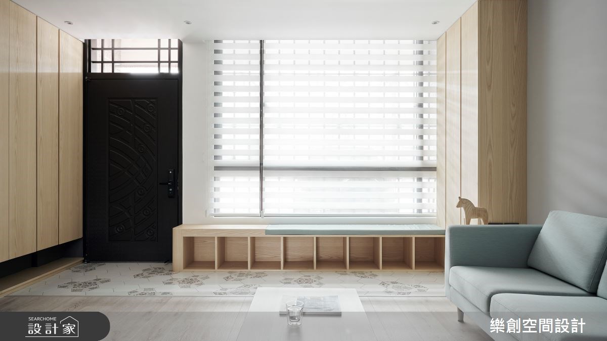 想多點顏色,又不想要太過童趣?那中性休閒的北歐風會