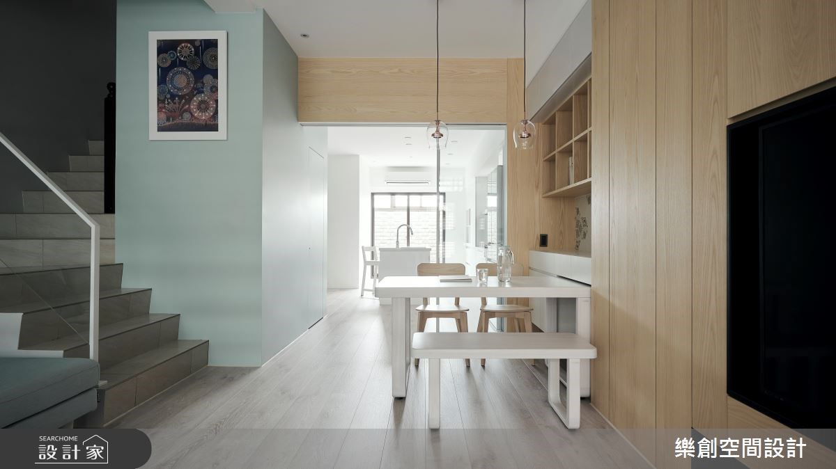 想多點顏色,又不想要太過童趣?那中性休閒的北歐風會