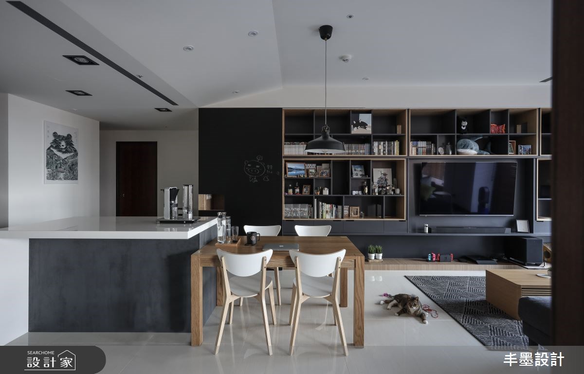 規劃居家空間時,千萬別忘了家中的毛小孩!35坪現代風