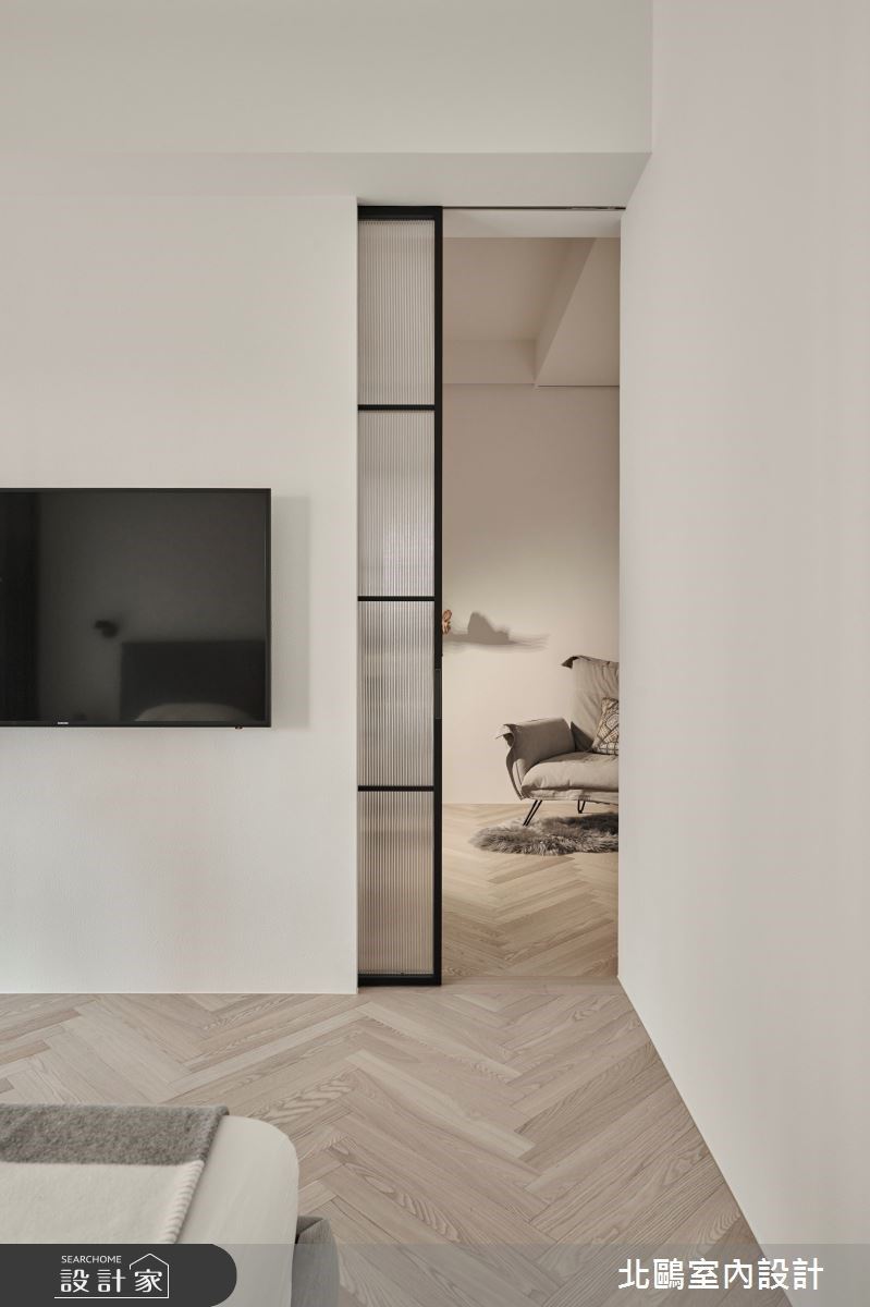 55.2坪毛胚屋改造北歐風空間，開放公領域讓客、餐廳相