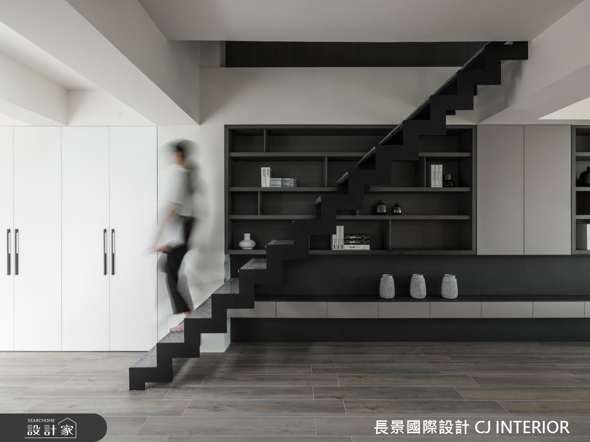 193坪的6層樓豪邸擁有豐沛的自然採光,設計師細心傾聽