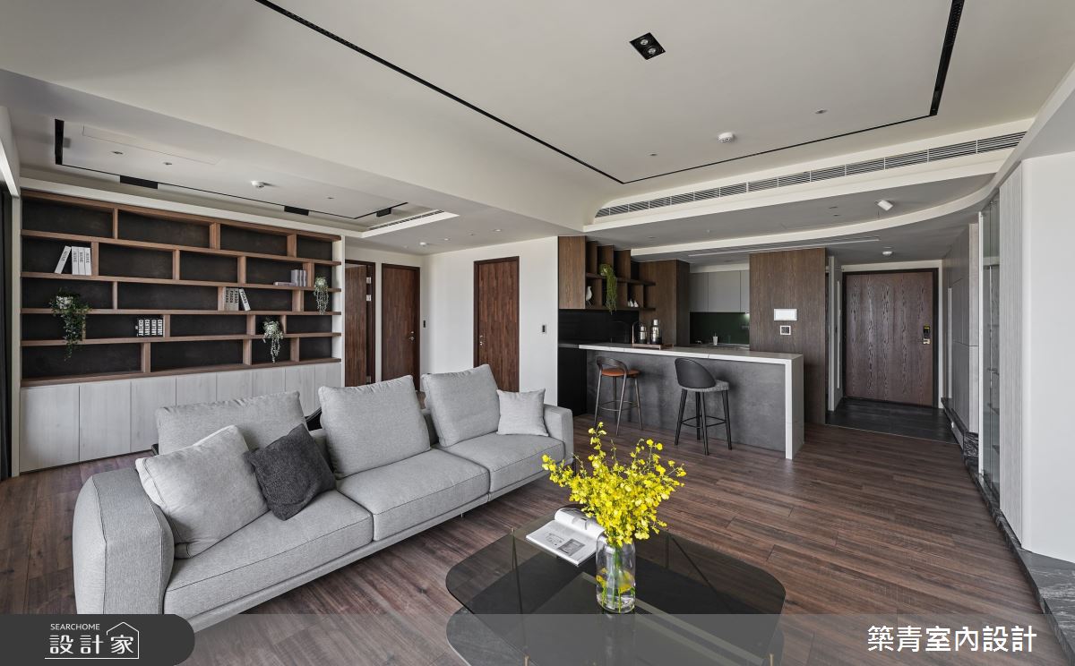 此案為48坪預售屋客變為現代風宅,在一開始的客變時期