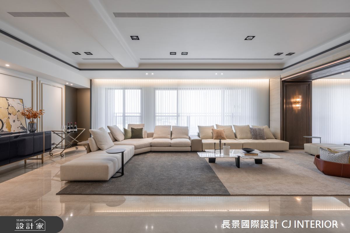 180坪的優雅空間為兩戶住宅改造而成,設計師貫徹設計