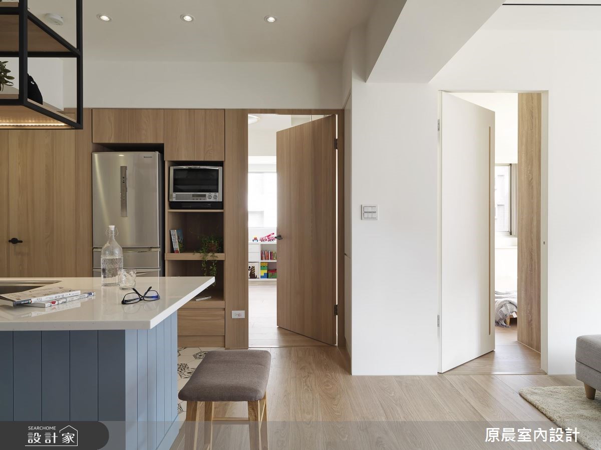 18坪的混搭風住宅,承載著屋主一家的新生活,一家人從