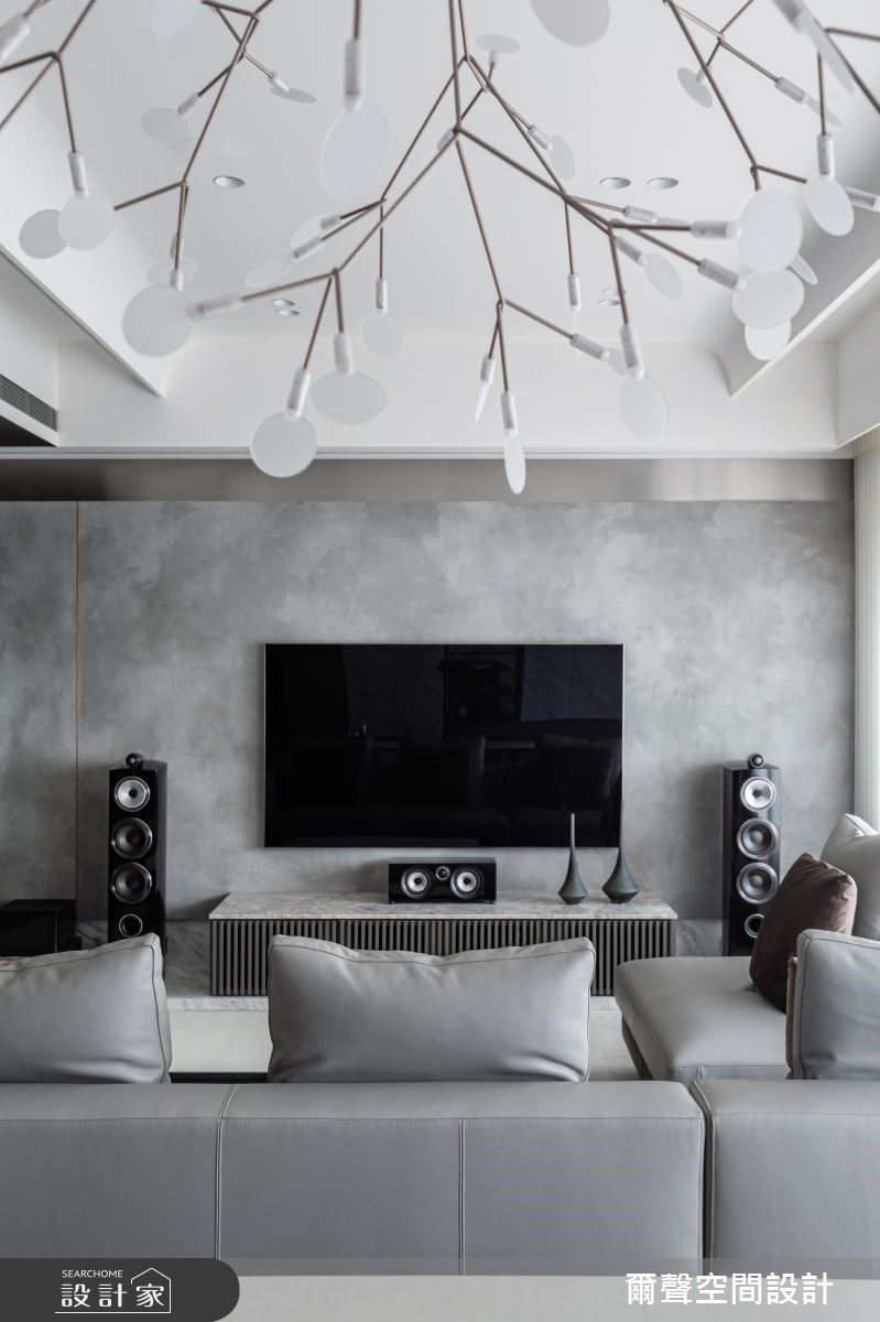 隨著現今居住型態的改變,人們對於「客廳」的期待日益