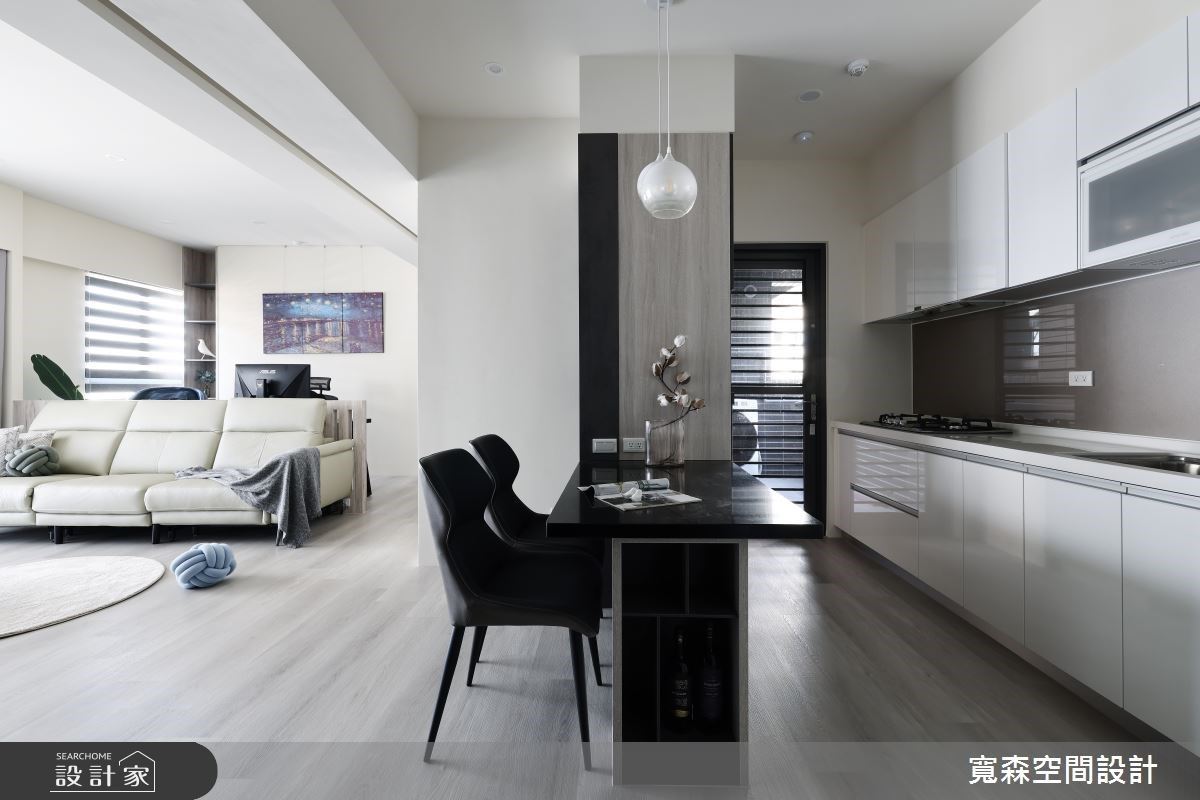 擁有30坪空間的預售屋,以從事於高強度的科技業屋主需