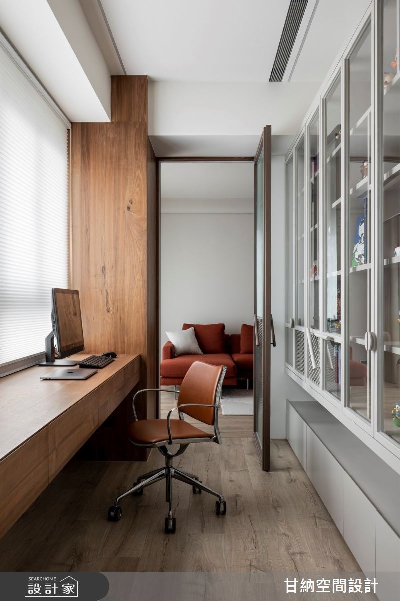 占地24坪的小宅中,秉著屋主清晰且明確的想法及主見,