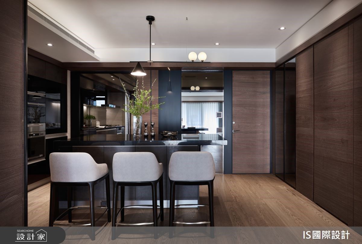 陳嘉鴻設計師透過「信任成就一切,堅持才能美好」的理