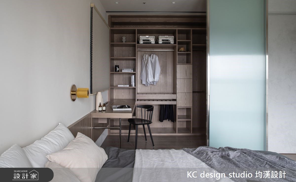 曹均達設計師利用空間比例劃分和動線設計,在28坪的空