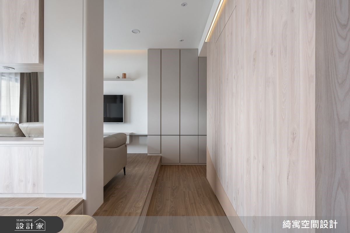 面對通膨低利的時代,物價不斷上漲,但薪水沒有漲。對