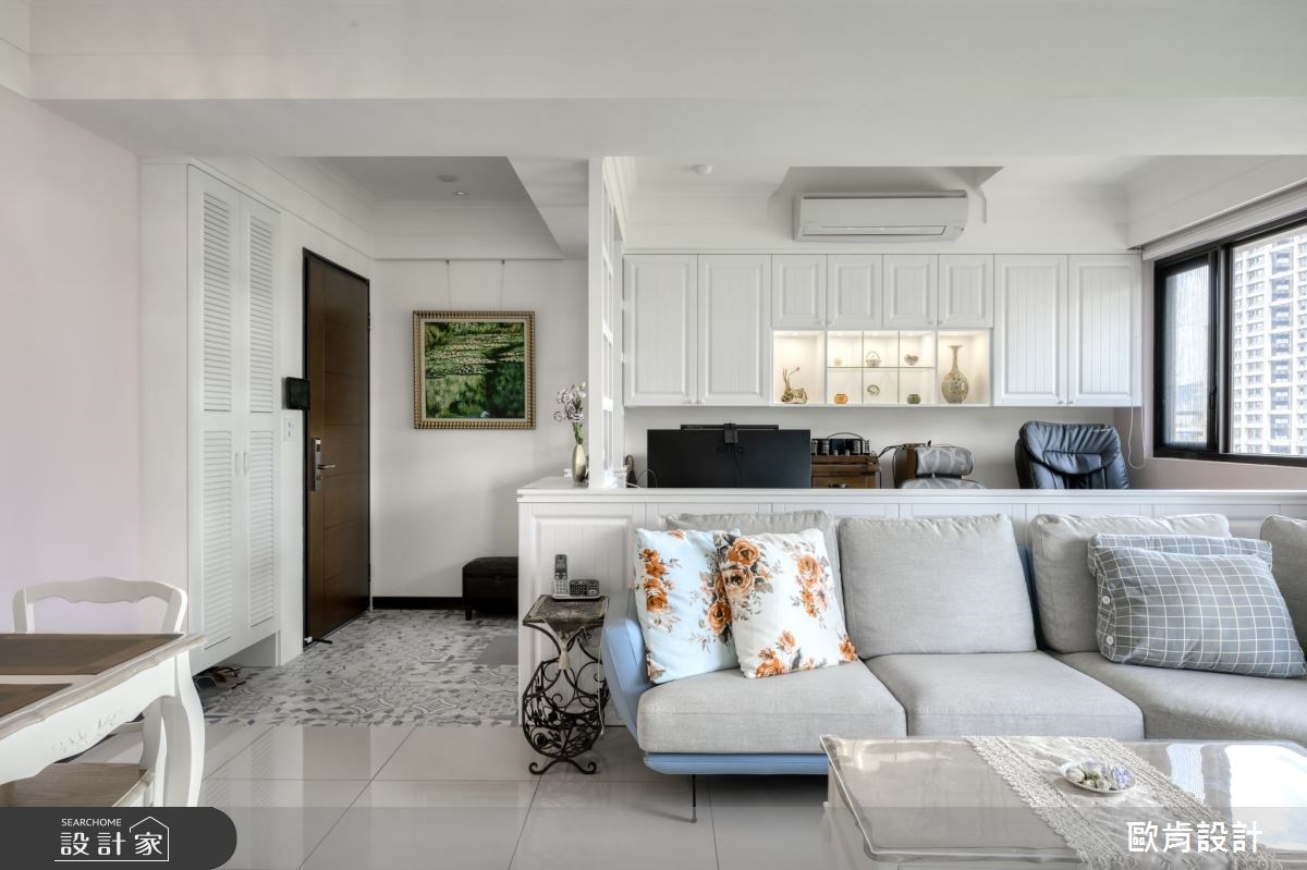 45 坪的住宅空間，是屋主夫妻和一對孩子的居所，女屋