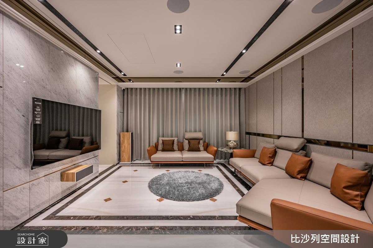 超過百坪的透天別墅,擁有5房2廳6衛浴讓一家四口住得