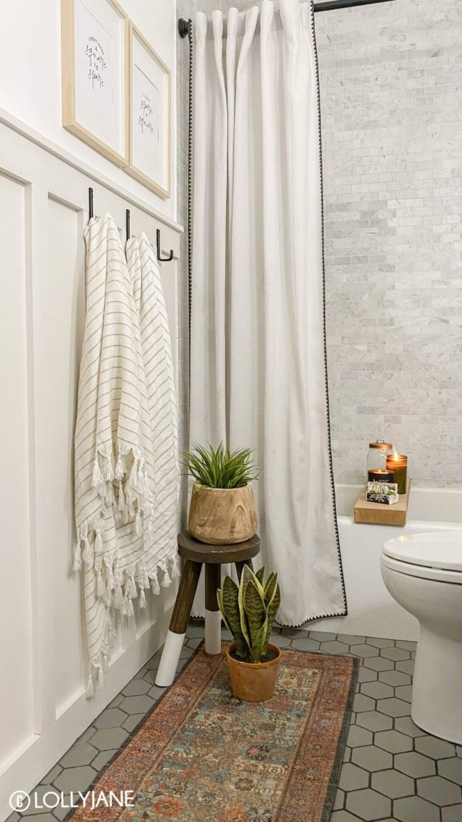 浴室內部有時甚至會因為水或濕氣損壞而損壞牆壁,特別