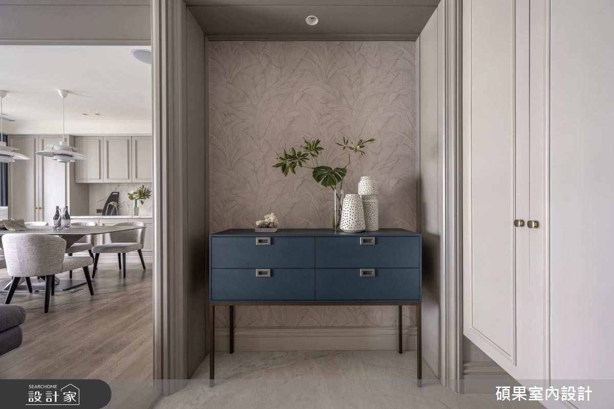 40坪3房2廳的新成屋為輕美式風格，原始格局不方正、動