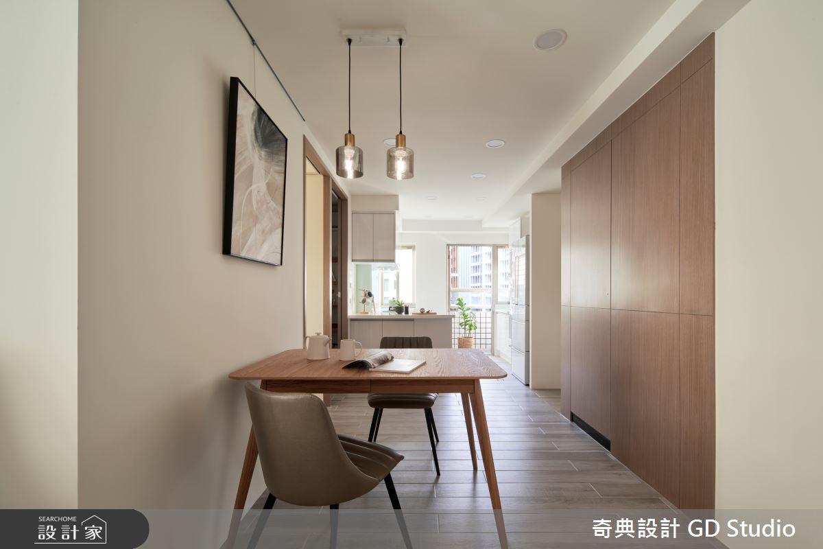 室內22坪高齡老屋,集結漏水、穿堂煞、陽台外推安全性