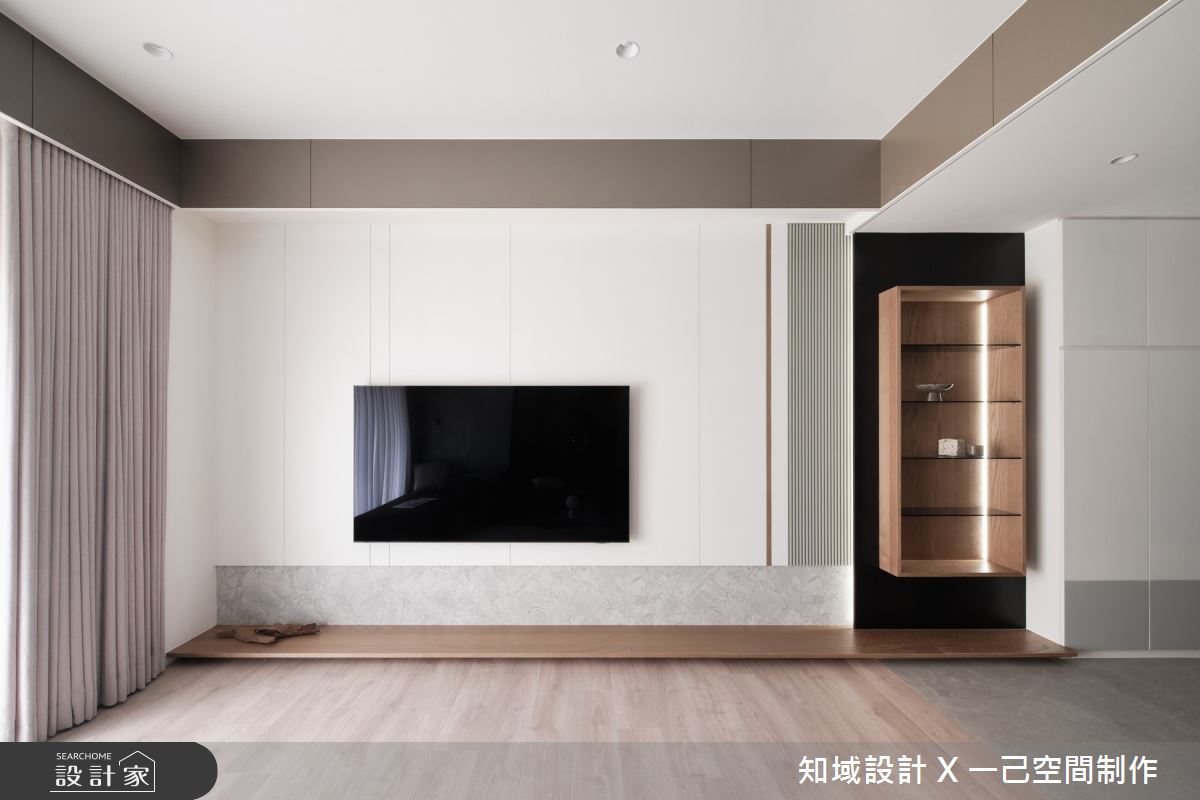 此案為35坪中古屋翻新,面臨原有裝潢不符期待、管線老