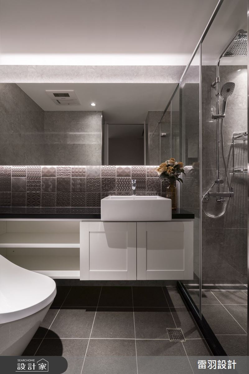 室內14坪空間原屋況收納不足、廊道狹窄無鞋櫃且具風水