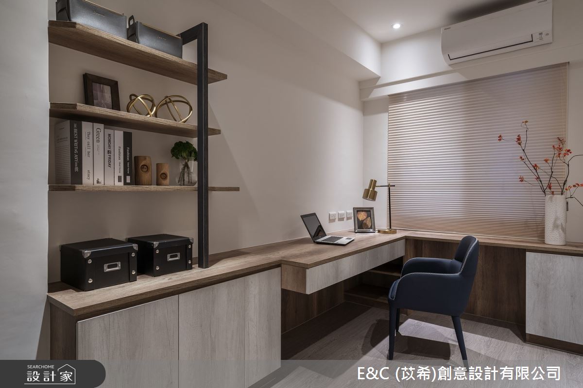 座落在山區的 30 坪老宅,屋齡高達 50 年,老舊的管線