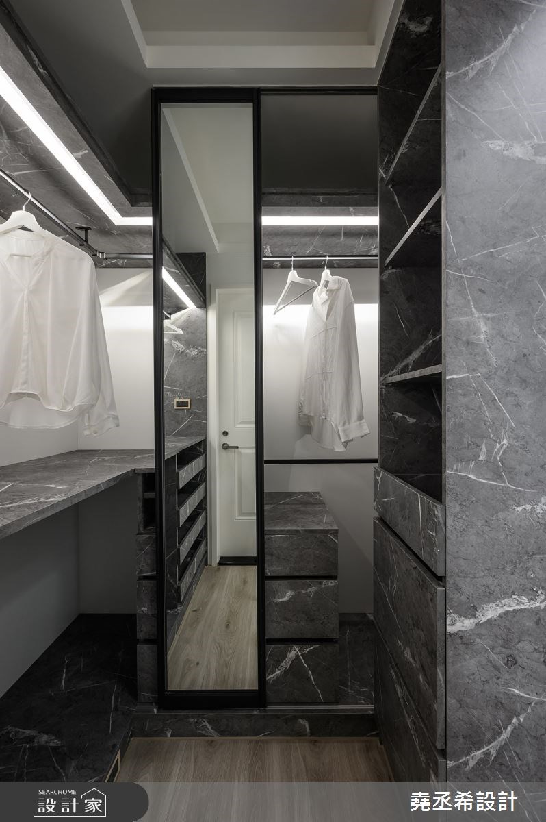 如何展現生活的舒適感,以及刻劃出屬於空間的獨特表情