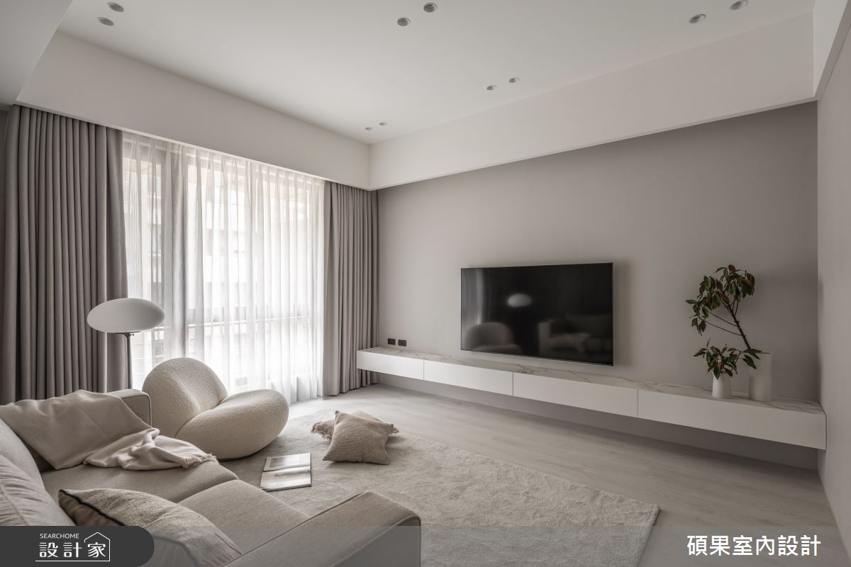 屋齡16年的老屋格局破碎、動線不佳,設計師悉心與屋主