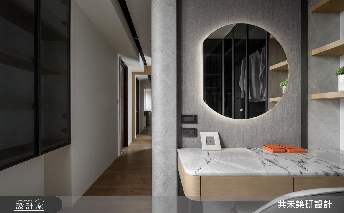 不需要炫目的風格刻畫,而是著重在裝潢質感,共禾築研