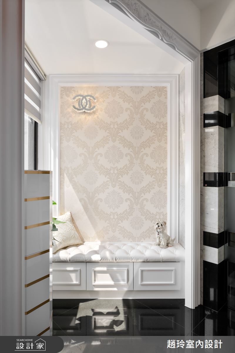 85坪的毛胚屋透過設計師解決風水與樑柱問題，整合裝潢