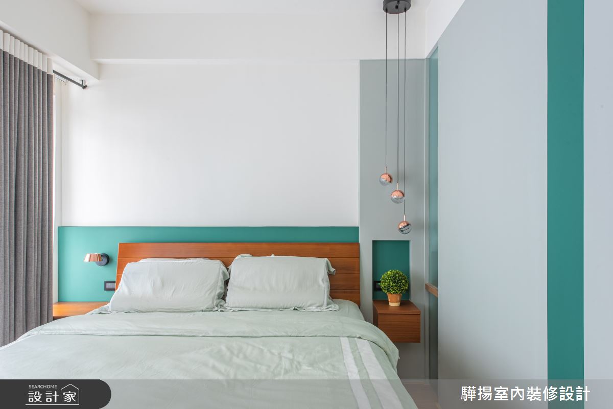 此案為中古屋翻新混搭風透天別墅，運用大量的白色、木