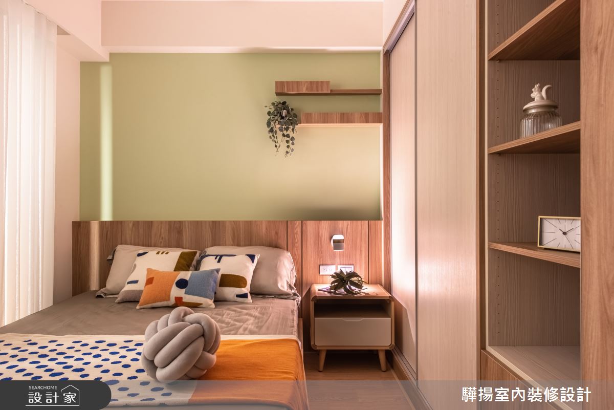 此案為中古屋翻新混搭風透天別墅，運用大量的白色、木