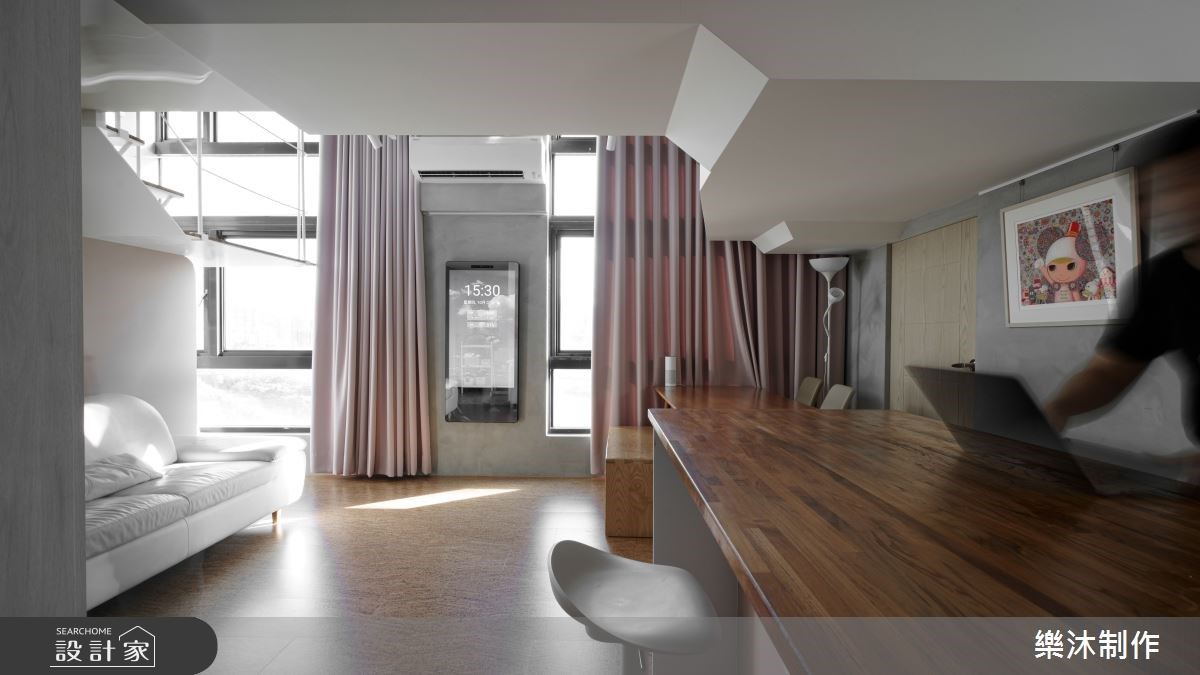 14 坪複層居宅,有著先天的採光優勢,屋主一家對於空