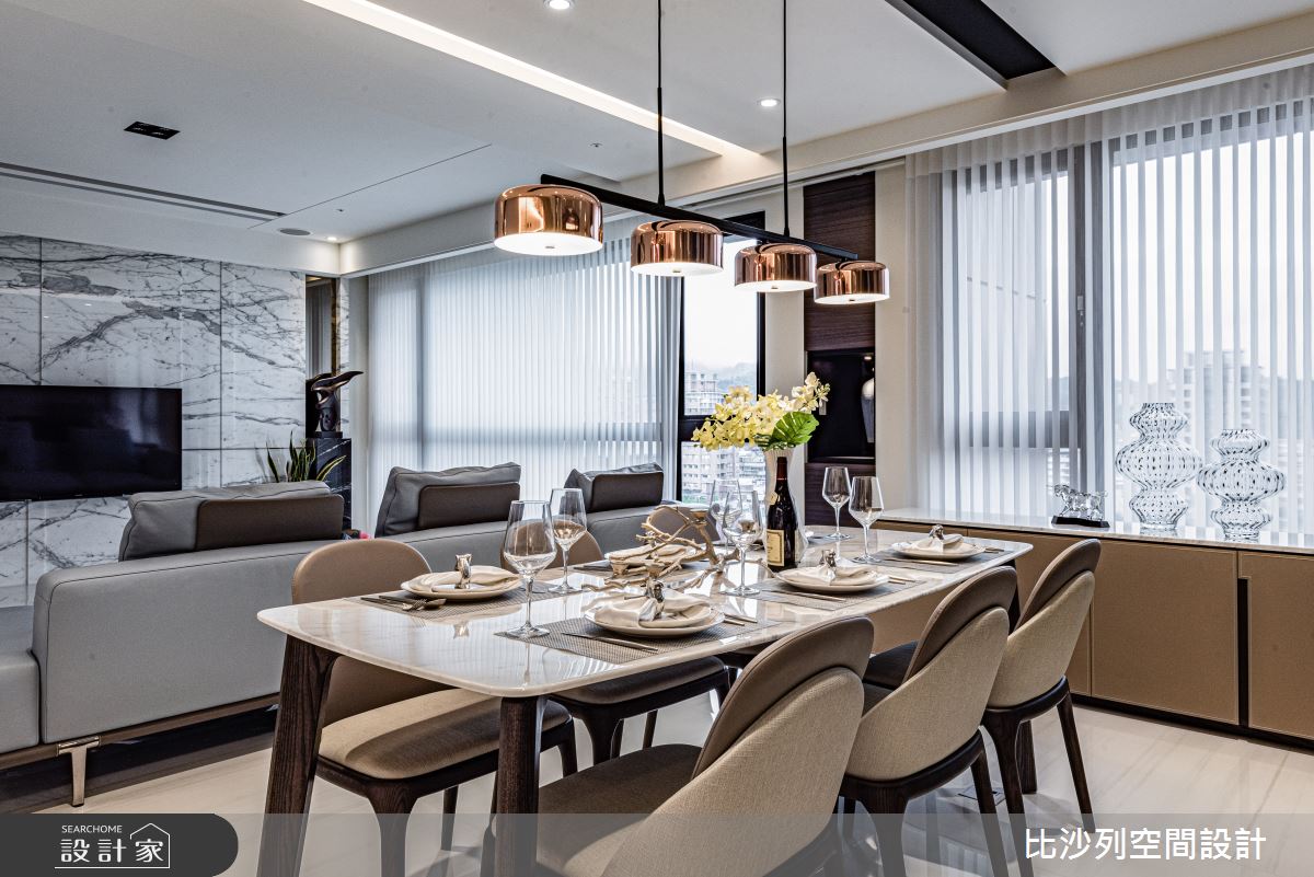 客廳，是豪宅設計的主軸。開放的公領域裡，串連領域機