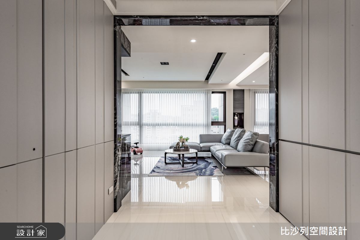 客廳，是豪宅設計的主軸。開放的公領域裡，串連領域機