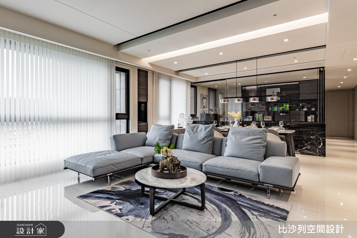 客廳，是豪宅設計的主軸。開放的公領域裡，串連領域機