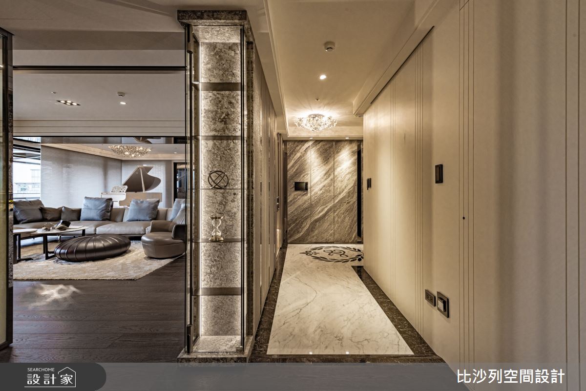 客廳，是豪宅設計的主軸。開放的公領域裡，串連領域機
