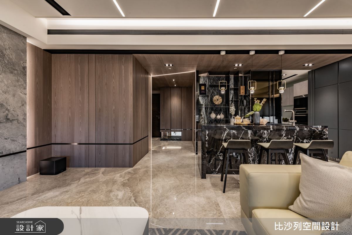 客廳，是豪宅設計的主軸。開放的公領域裡，串連領域機