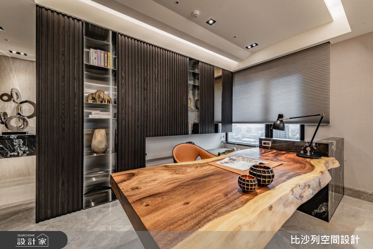 客廳，是豪宅設計的主軸。開放的公領域裡，串連領域機