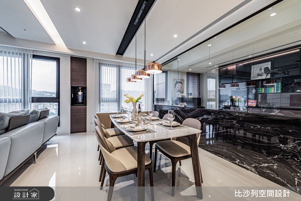 客廳，是豪宅設計的主軸。開放的公領域裡，串連領域機