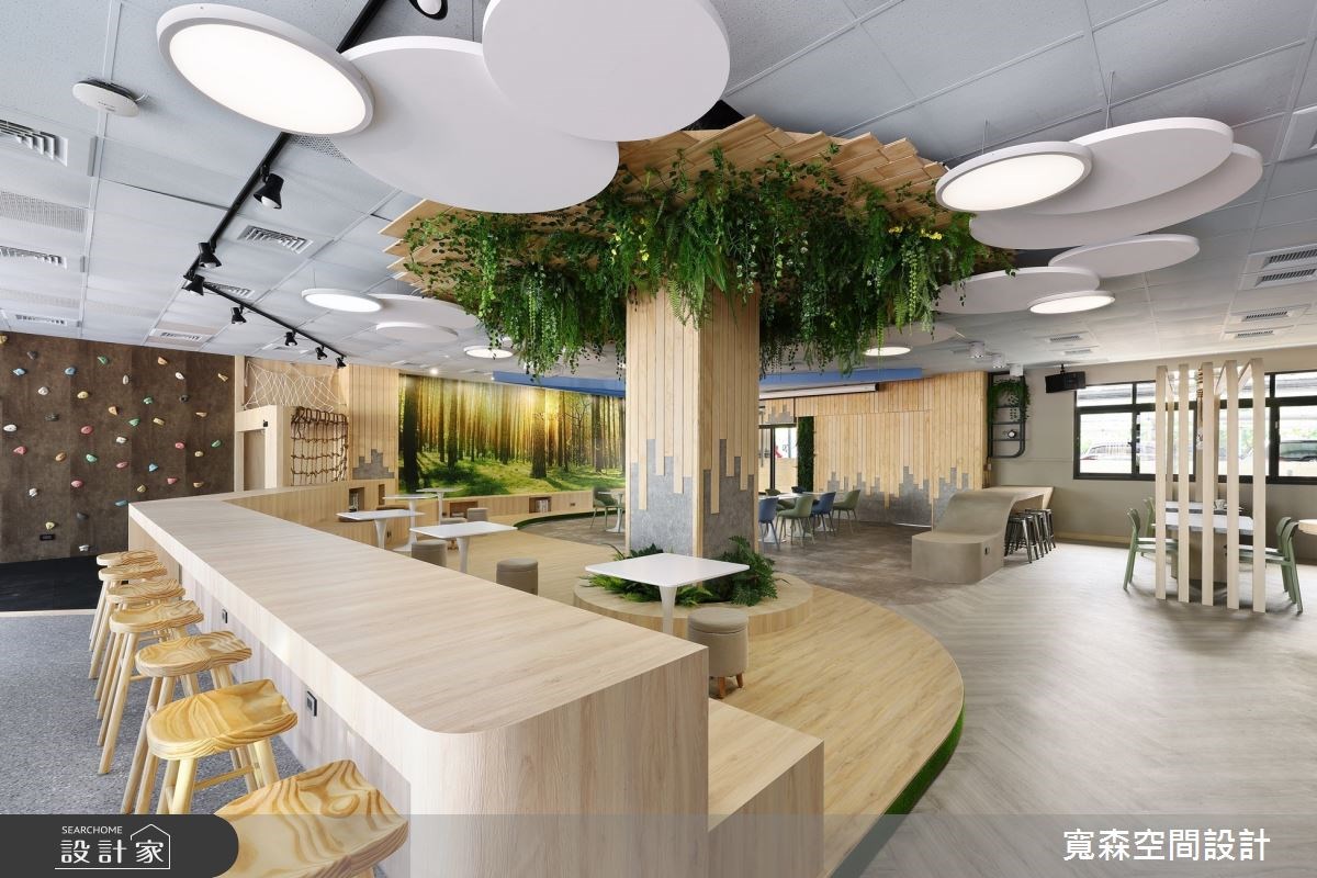 這間中古屋改造的201坪商業空間，是致力於發展太陽能