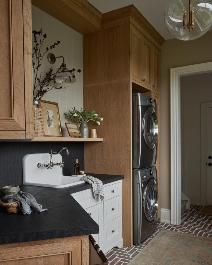 你是否也一直在找尋美化洗衣間的靈感?以下 20 種裝飾