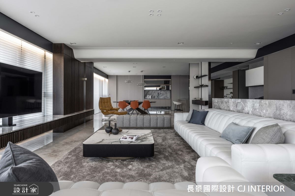 以混搭風為主軸的居家空間，揉合開放式設計和清新的日