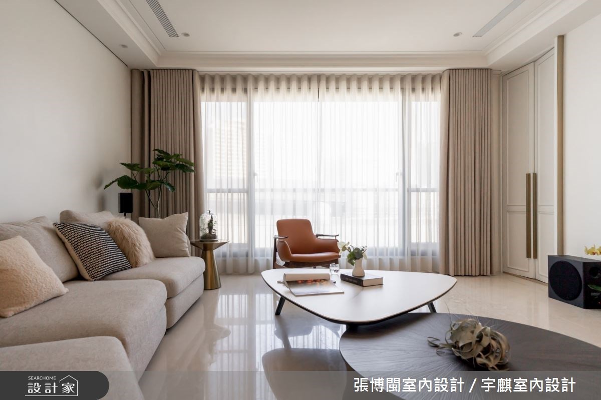 屋主夫妻帶著孩子入住58坪新居，他們嚮往優雅又簡潔的