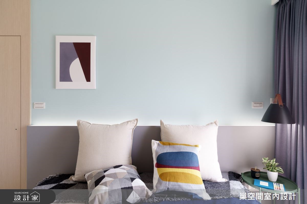 30坪新成屋在裝修計畫中，融合了屋主喜愛的日式格柵以