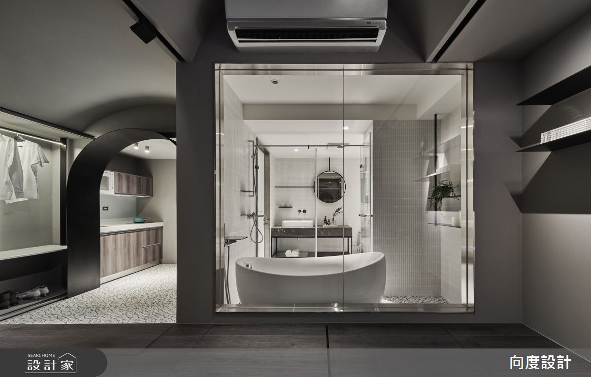 「度假，就是換個地方生活。」面向大海的 14 坪大套房