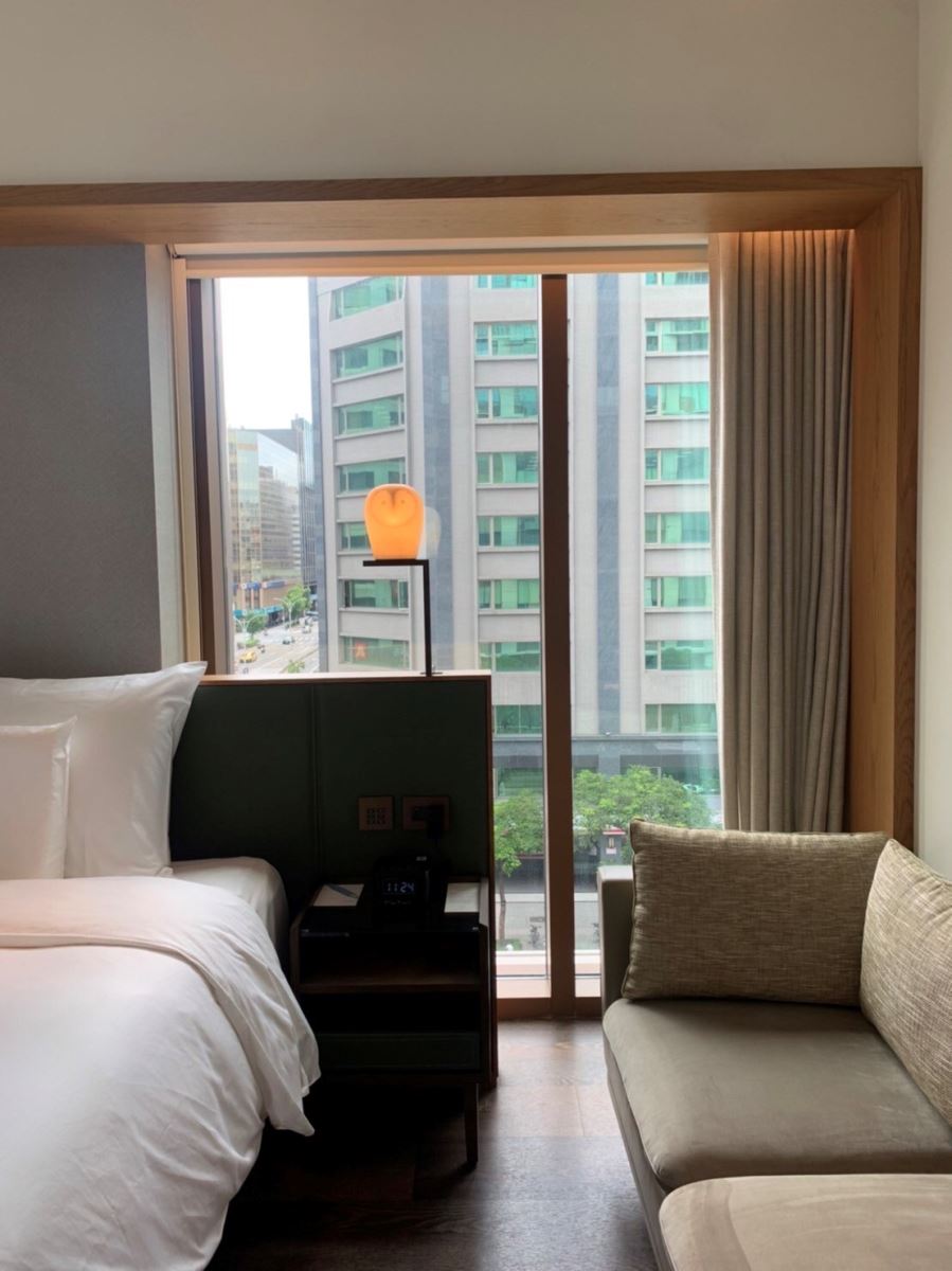 寒居酒店垂直共構飯店寓邸,樓高共24層,1樓至10樓為