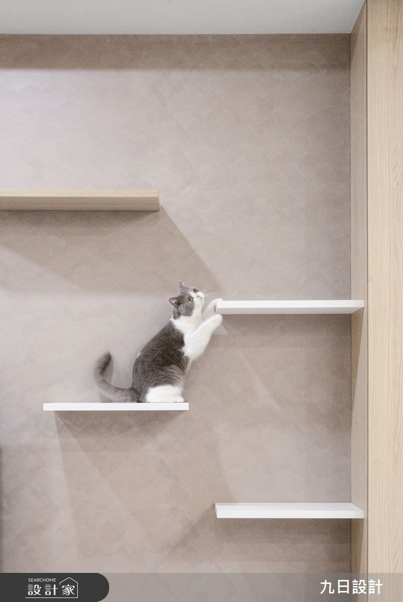 這間18坪小宅的屋主,除了喜歡簡單乾淨的視覺,更在意