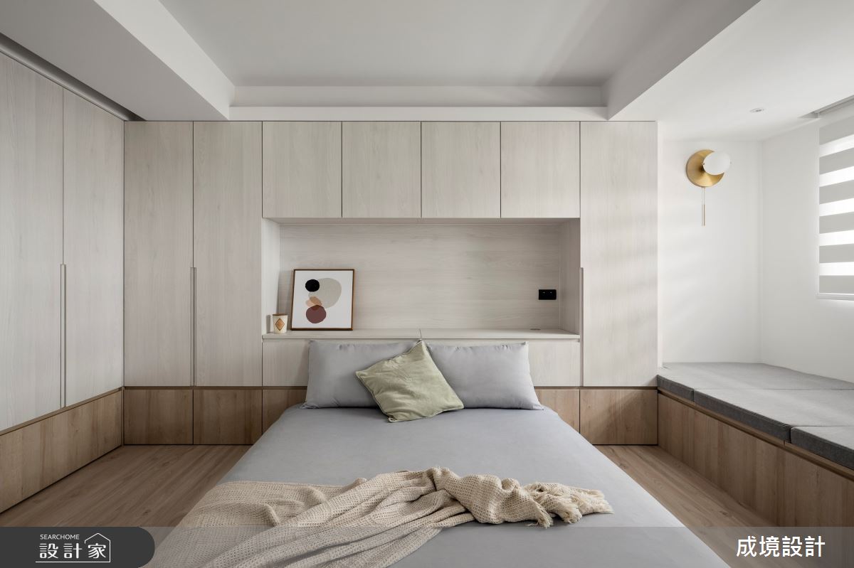 30坪老屋，原本樑柱明顯、天花板低矮，設計師精準格局