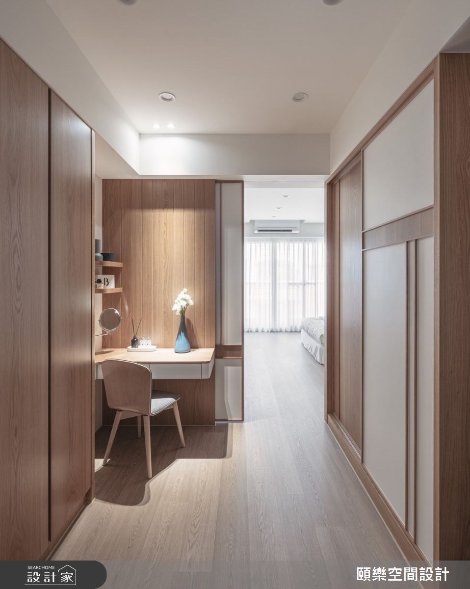 在這個 42坪的住宅空間,屋主為三代同堂的 6 口之家,