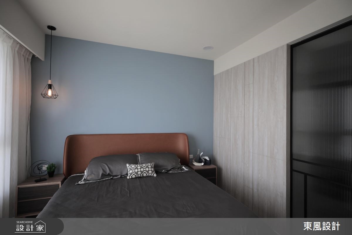 可遠眺綠意美景的30坪新居,設計團隊配合寧靜悠然的空