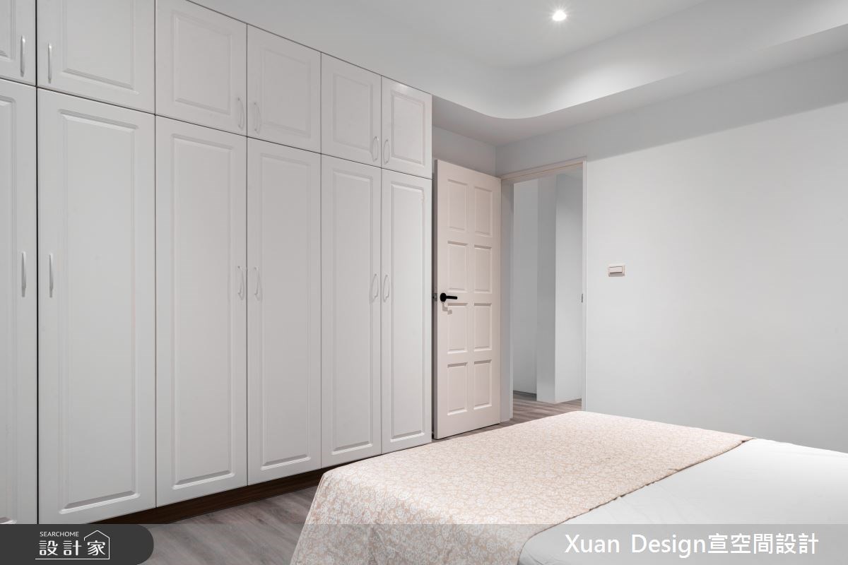 50 年老屋將壁癌漏水和所有基礎管線翻新後,不僅寬敞