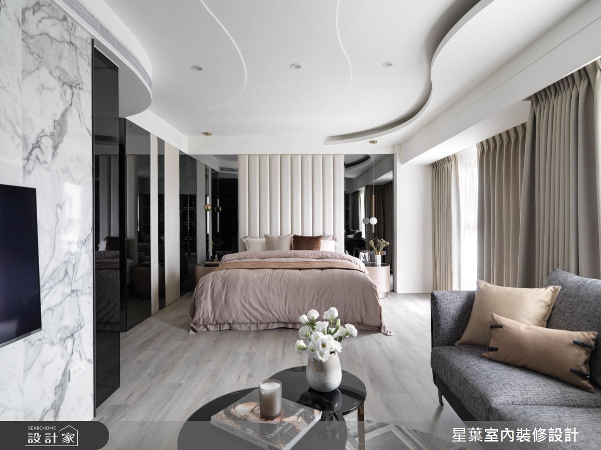 身為成功企業家的男屋主，選擇了 88 坪樓中樓宅邸作為