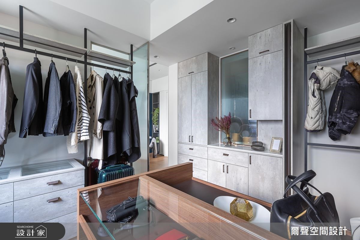 旅居英國多年的男主人，從那段經歷中培養出了對生活品